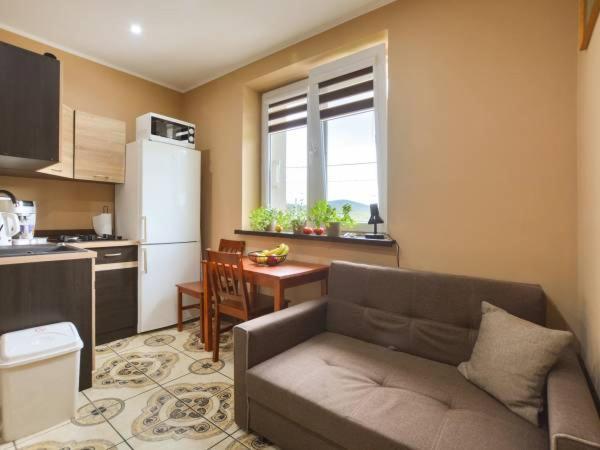 Apartament Folkowy Wujek Pod Gromadzyniem Ustrzyki Dolne Buitenkant foto